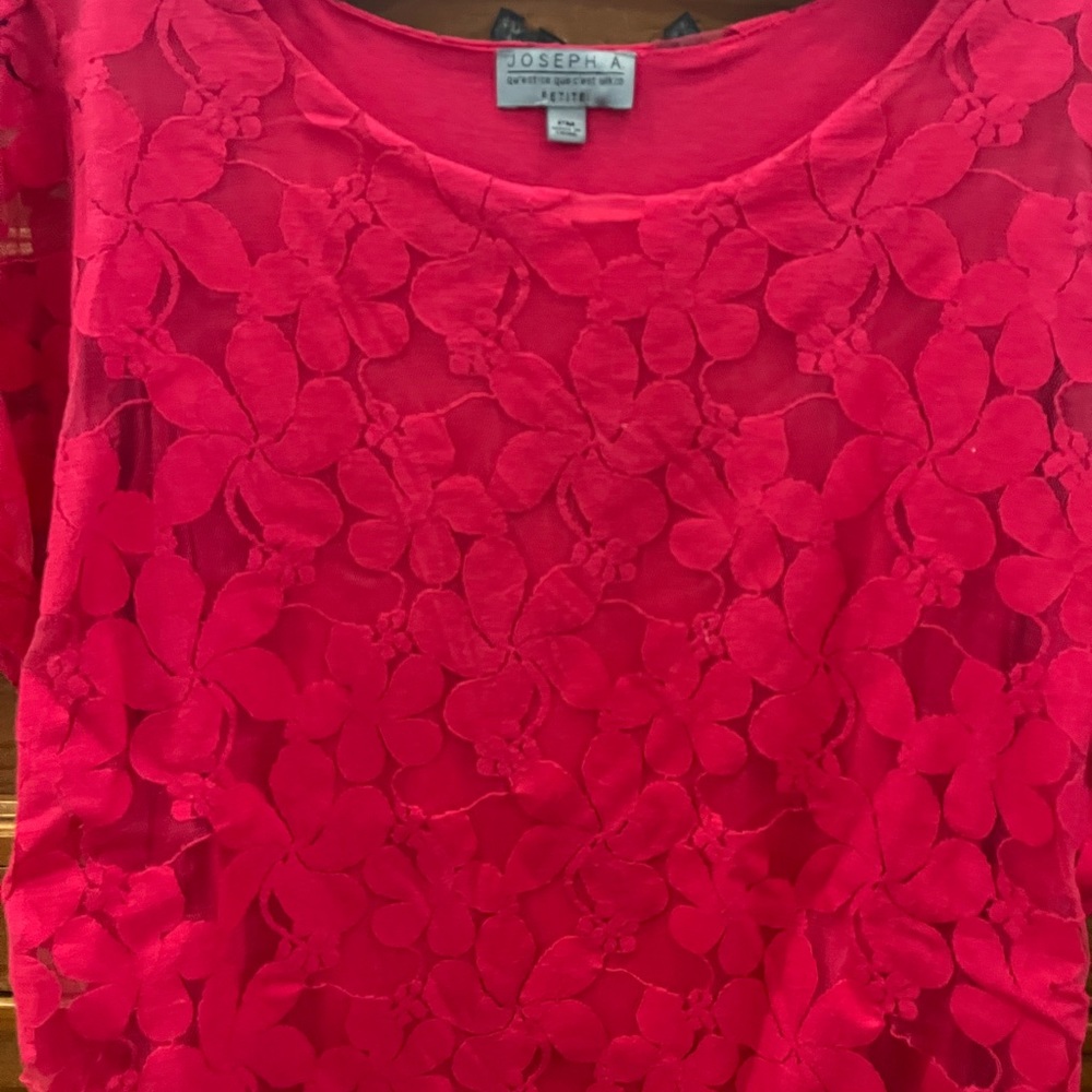 Joseph A Petite Pink Lace Top🩷🩷🩷 - Picture 3 of 8